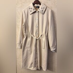 Alice Blue Elegant Cream Women's Dress Coat(Bust 40”
Length 36”)